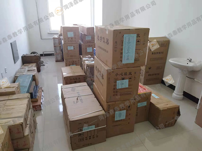 聊城市教育局強抓中小學教學實驗儀器，教學儀器廠家工作